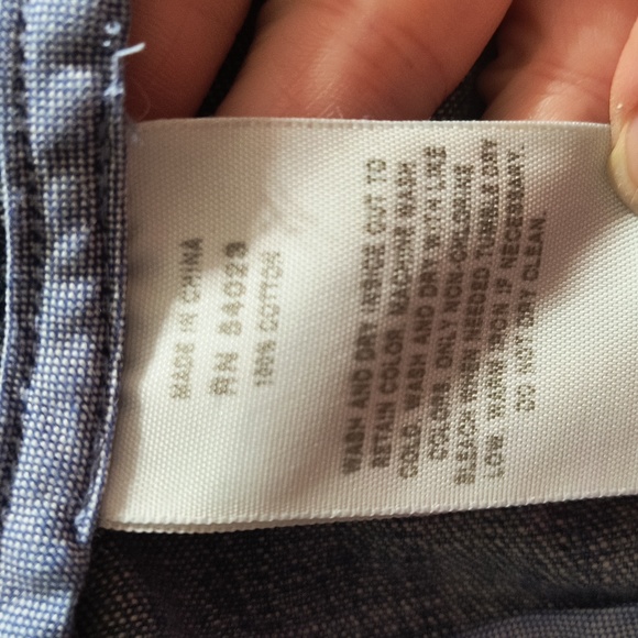 Gap Denim Blue Jean Jacket, Women's Medium, Buttons And Distressed Detail - Picture 16 of 16